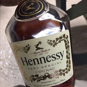 Meet your Posher, Eddie